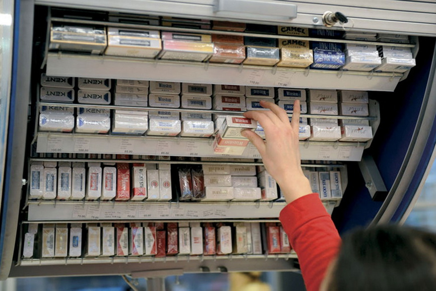 В РФ сократились розничные продажи сигарет