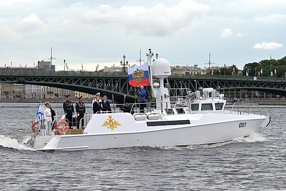 Владимир Путин подписал указы об утверждении Морской доктрины и Корабельного устава ВМФ