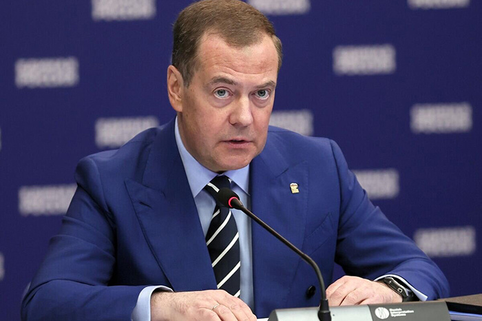 Дмитрий Медведев о том, как нужно тушить пожары в Сибири