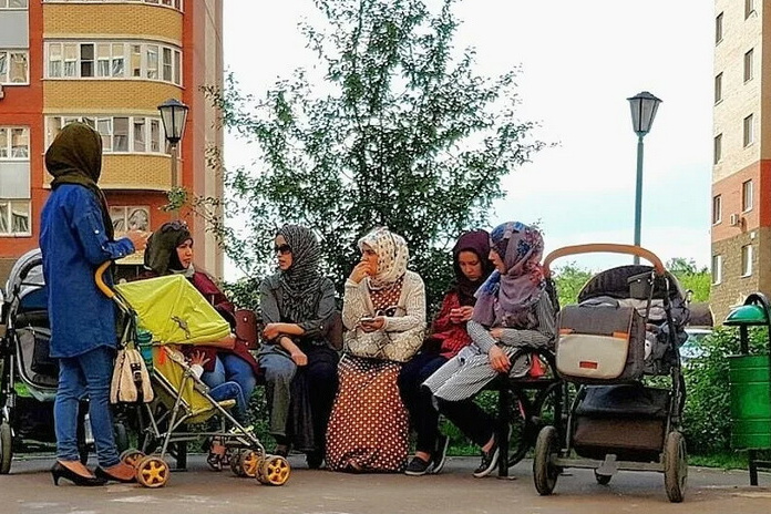 Замещающая миграция: сколько останется русских в РФ к 2050 году