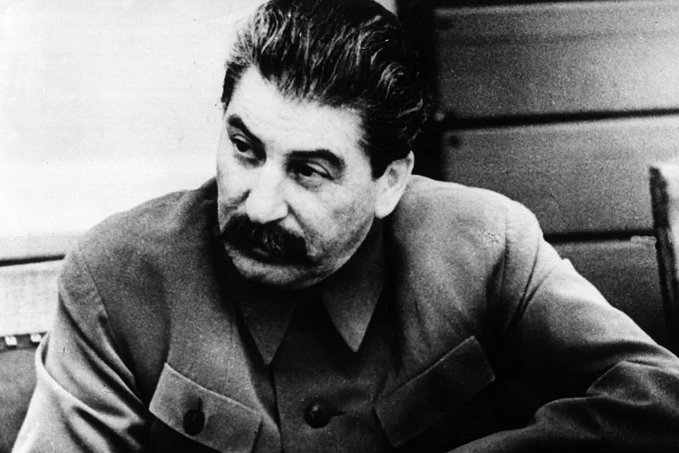 Иосиф Сталин о том, что гонка вооружений в Европе - это не про Украину