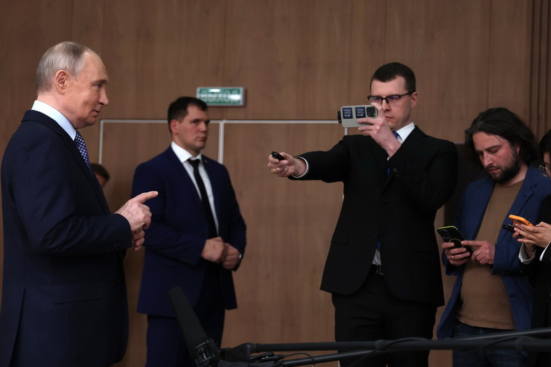 Пасхальное перемирие закончилось