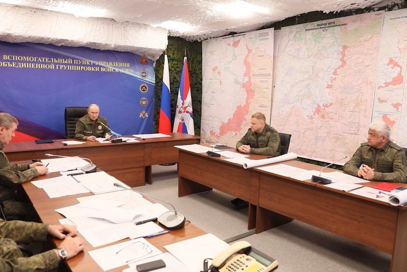 Президент провел совещание с военным руководством