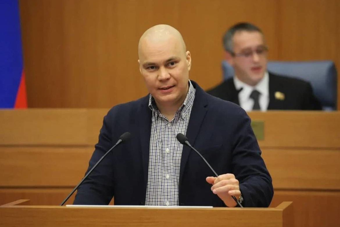 Андрей Медведев о "воскрешении мертвеца" в угоду соседям