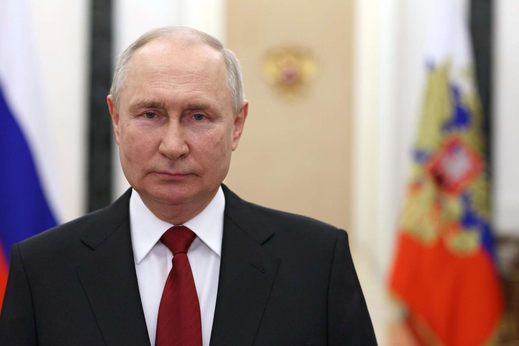 Владимир Путин о глубинной ценности акции "Бессмертный полк"