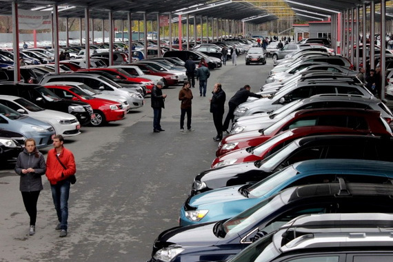 Продажи автомобилей в апреле выросли в РФ на 70%